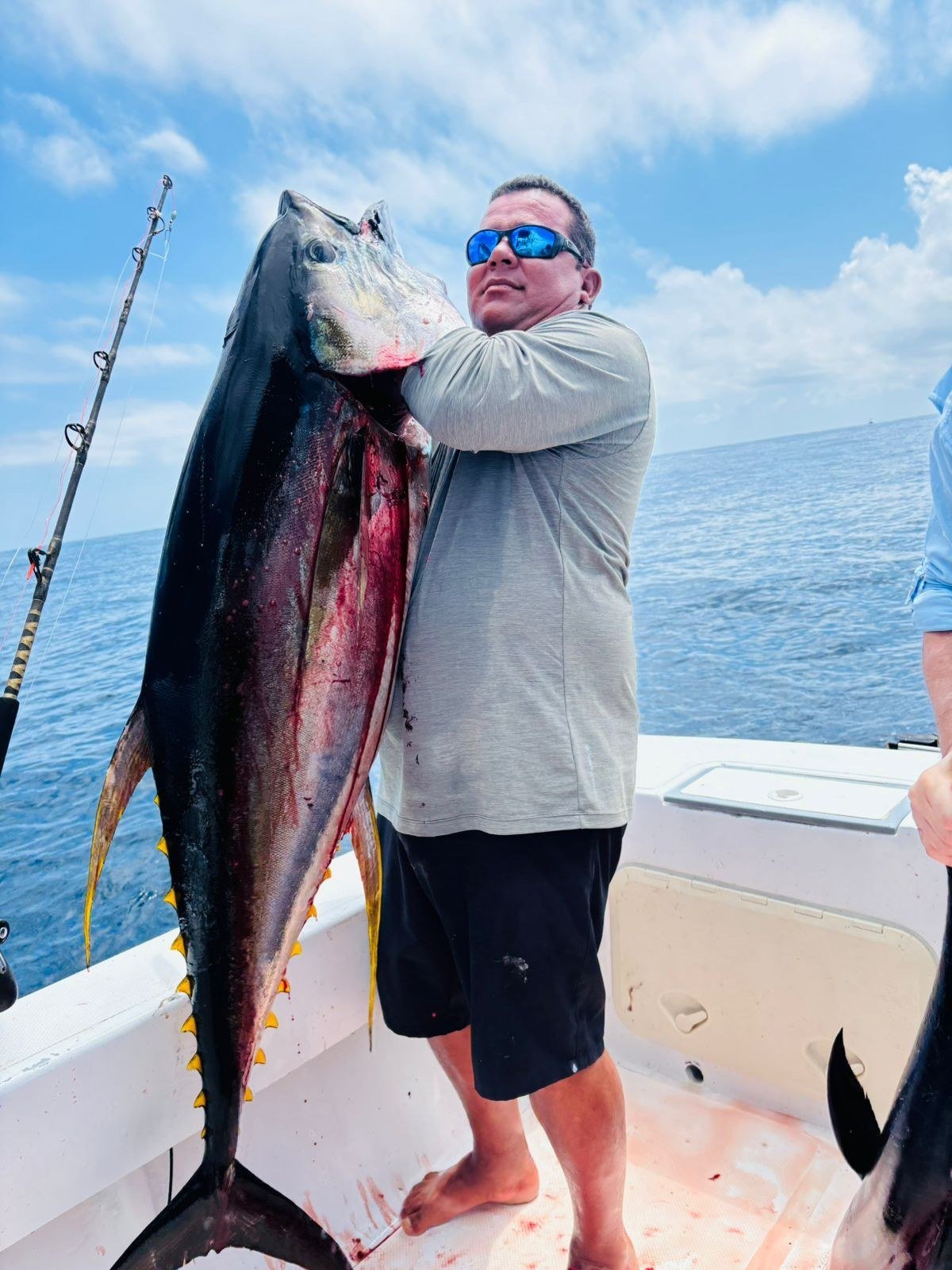 Tuna Catch Jaco Costa Rica 6 Guest with tuna during a Wahoo Sportfishing Jaco offshore fishing charter in Costa Rica