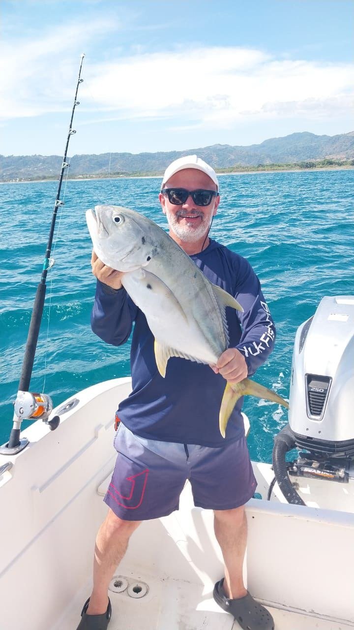 Guest with jack during a Wahoo Sportfishing Jaco fishing charter in Costa Rica